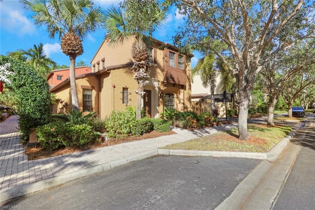 9081 Chula Vista ST 10501 NAPLES, FL 34113