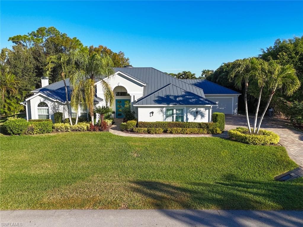 8911 Abbotsford TER FORT MYERS, FL 33912