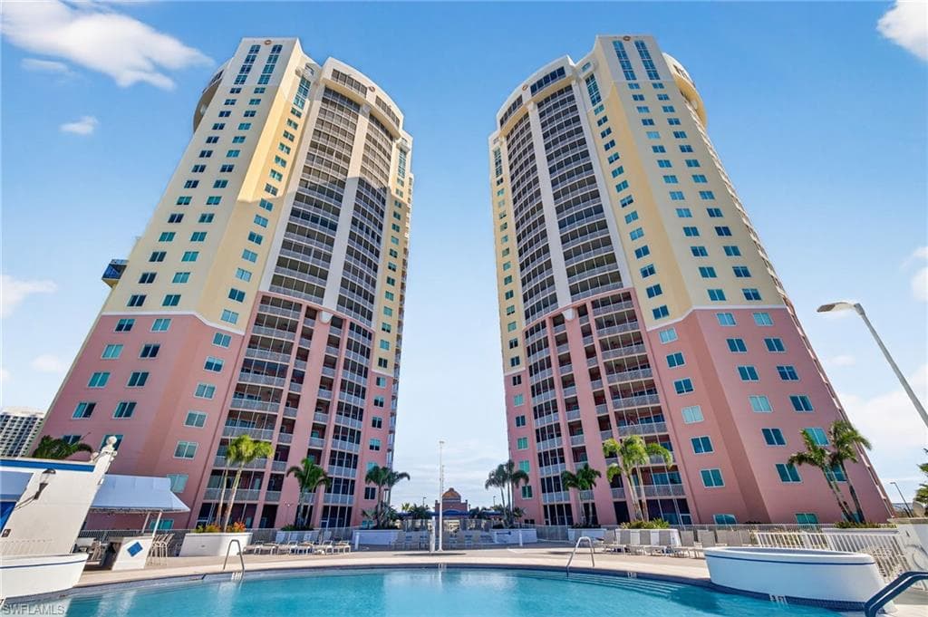2743 1st ST 502 FORT MYERS, FL 33916