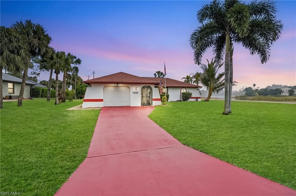516 Roosevelt AVE LEHIGH ACRES, FL 33936