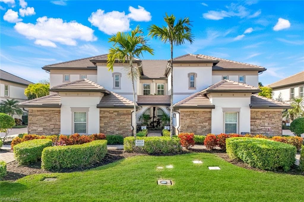9513 Ironstone TER 202 NAPLES, FL 34120