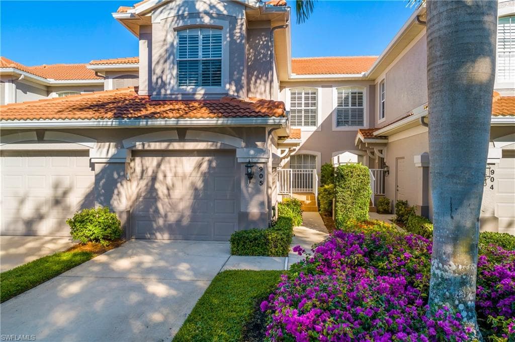 23600 Wisteria Pointe DR 905 ESTERO, FL 34135
