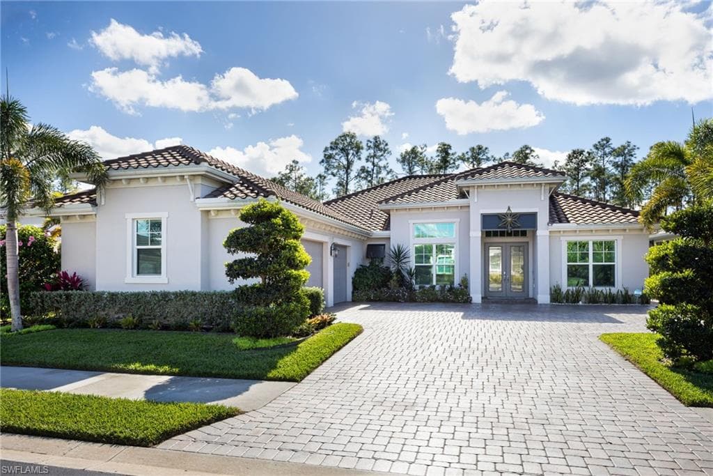 14626 Nicholas WAY NAPLES, FL 34109