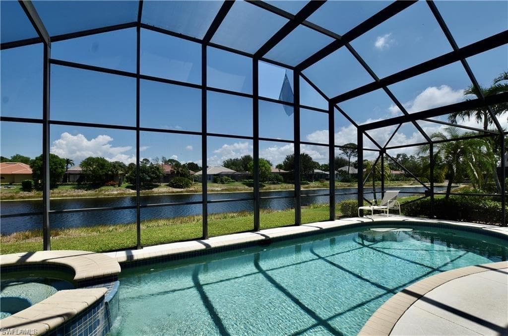 6444 Autumn Woods BLVD NAPLES, FL 34109