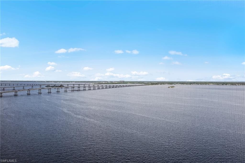 2745 1st ST 1602 FORT MYERS, FL 33916