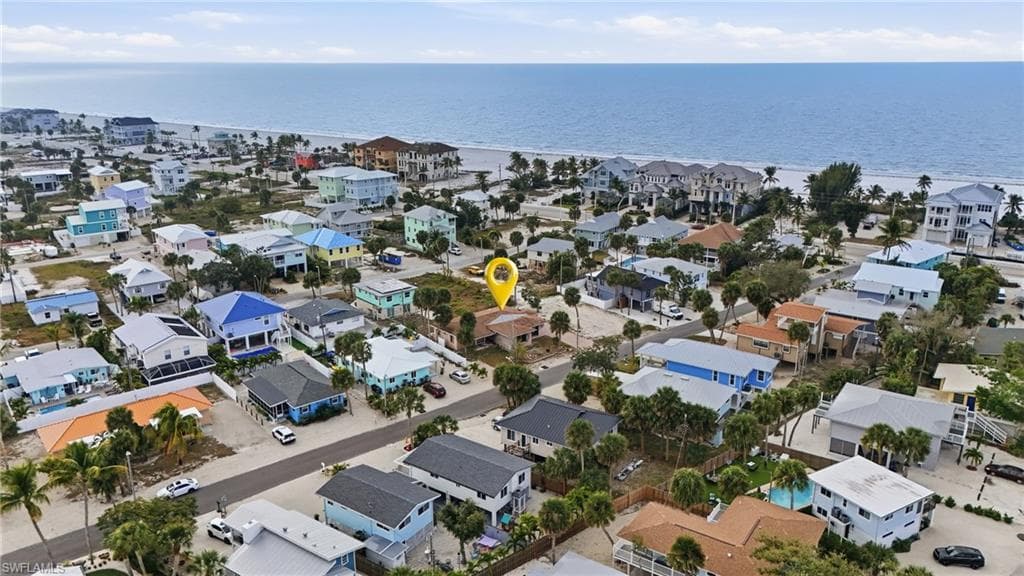 136 Madison CT FORT MYERS BEACH, FL 33931