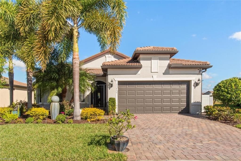 11806 Benchley CT FORT MYERS, FL 33913