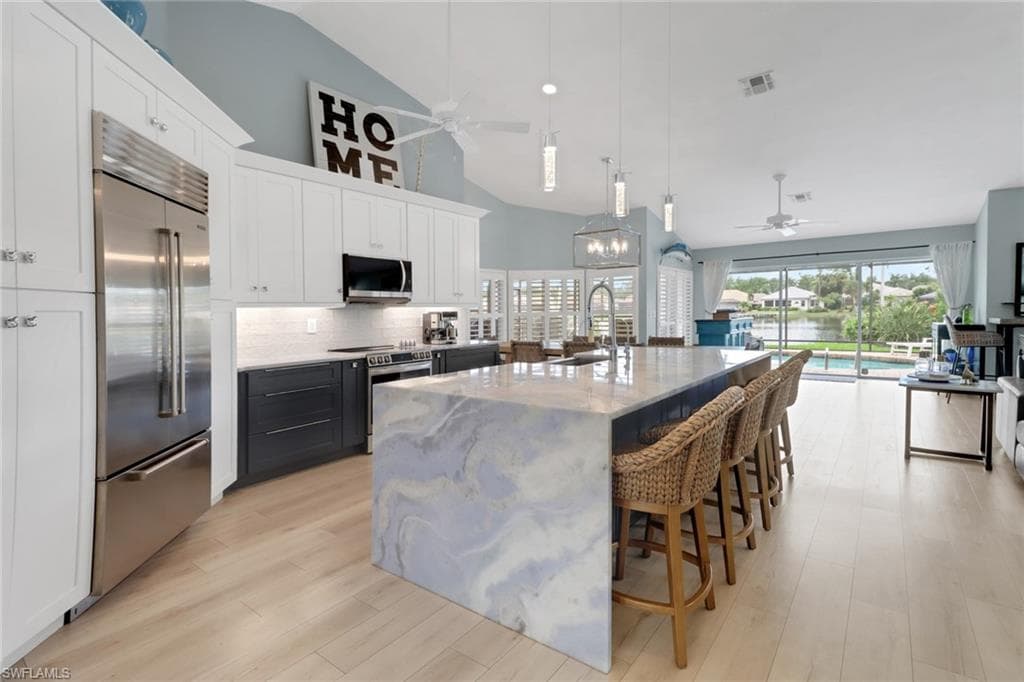 9040 Old Hickory CIR
