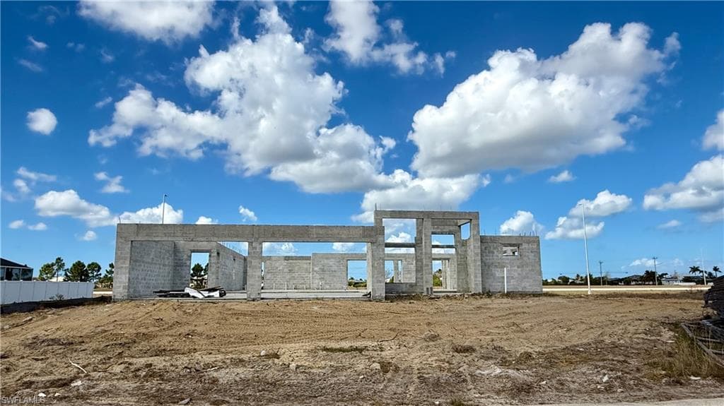 324 NW 31st PL CAPE CORAL, FL 33993