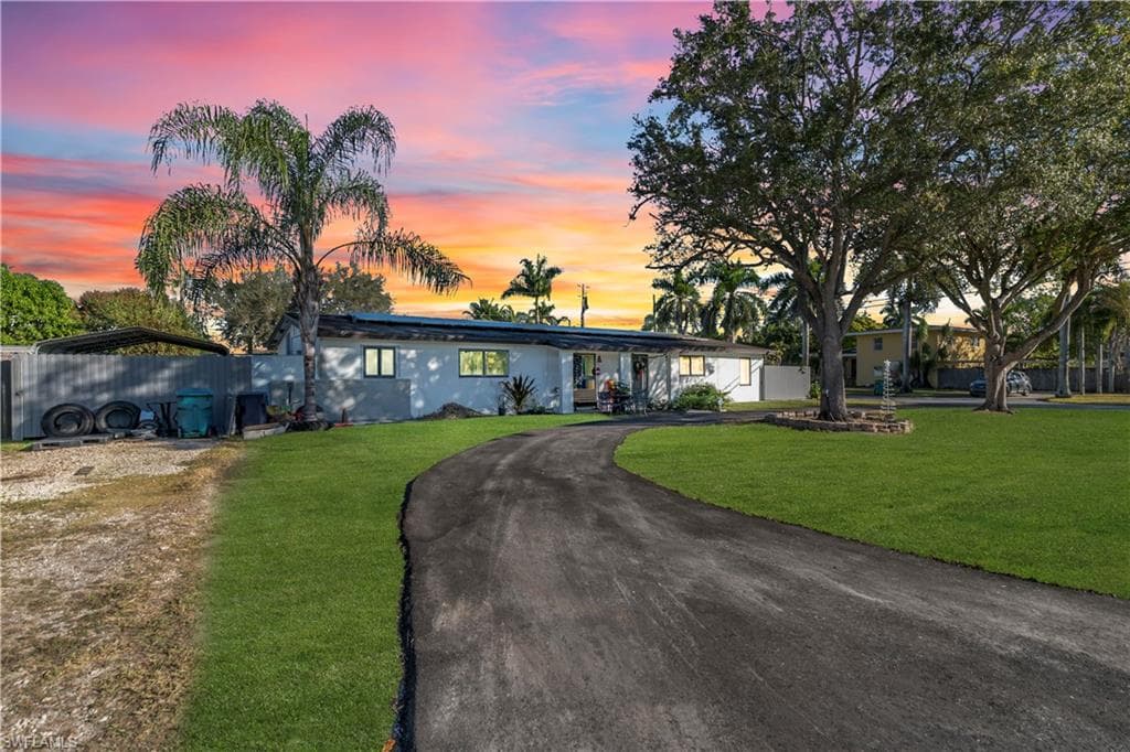 17255 299th St HOMESTEAD, FL 33030