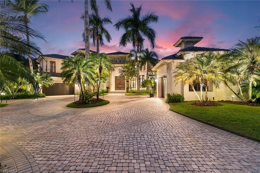 9655 Mashie CT NAPLES, FL 34108
