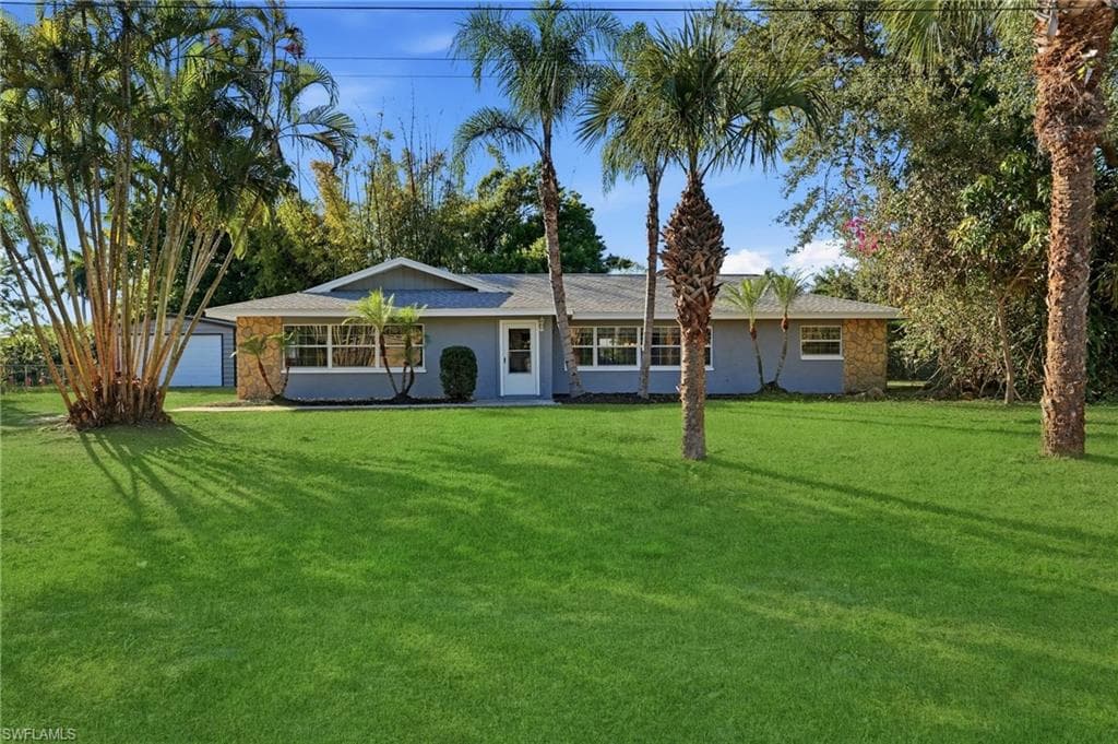 1939 Flamingo DR NORTH FORT MYERS, FL 33917