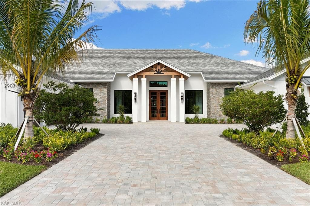 2309 Anthony CT NAPLES, FL 34109
