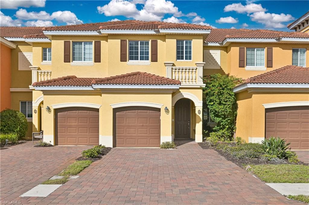 10120 Tin Maple DR 19 ESTERO, FL 33928