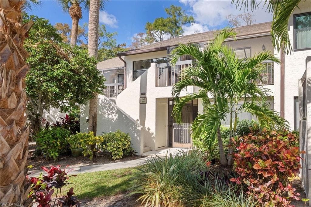 1828 Kings Lake BLVD 6-203 NAPLES, FL 34112