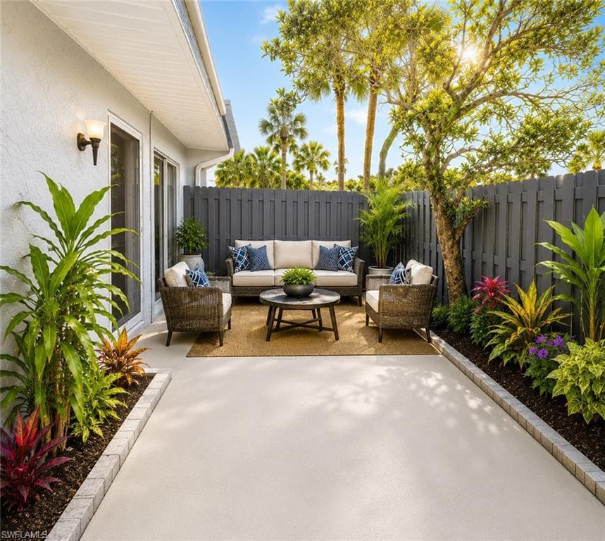 1165 Palm AVE 3B NORTH FORT MYERS, FL 33903