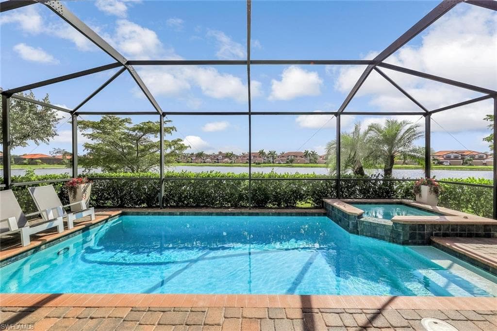 1603 Santiago CIR NAPLES, FL 34113