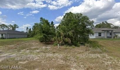 439 Redwing ST LEHIGH ACRES, FL 33974