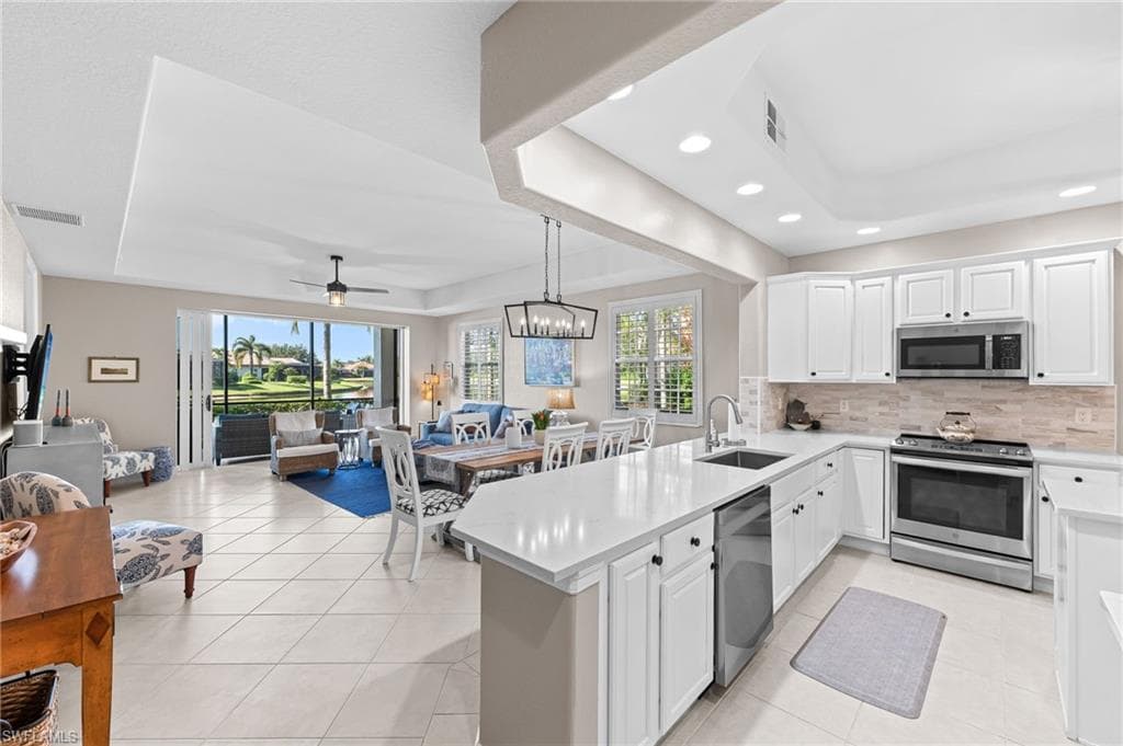 6418 Legacy CIR 802 NAPLES, FL 34113