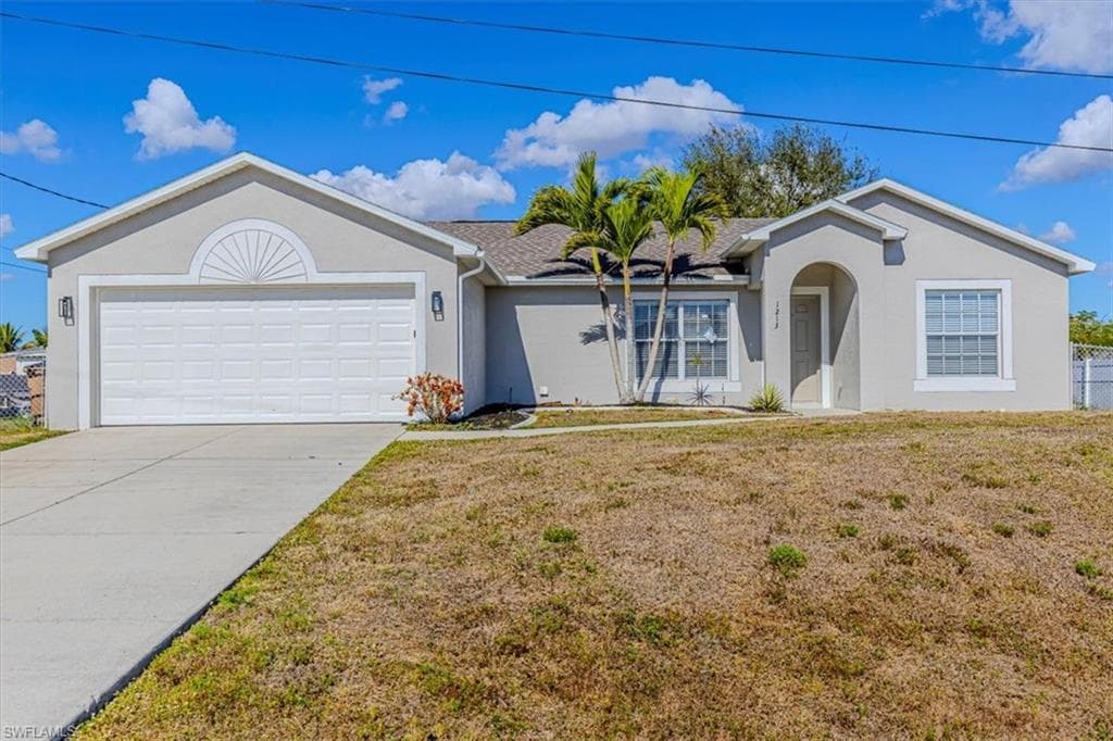 1213 20th ST CAPE CORAL, FL 33993