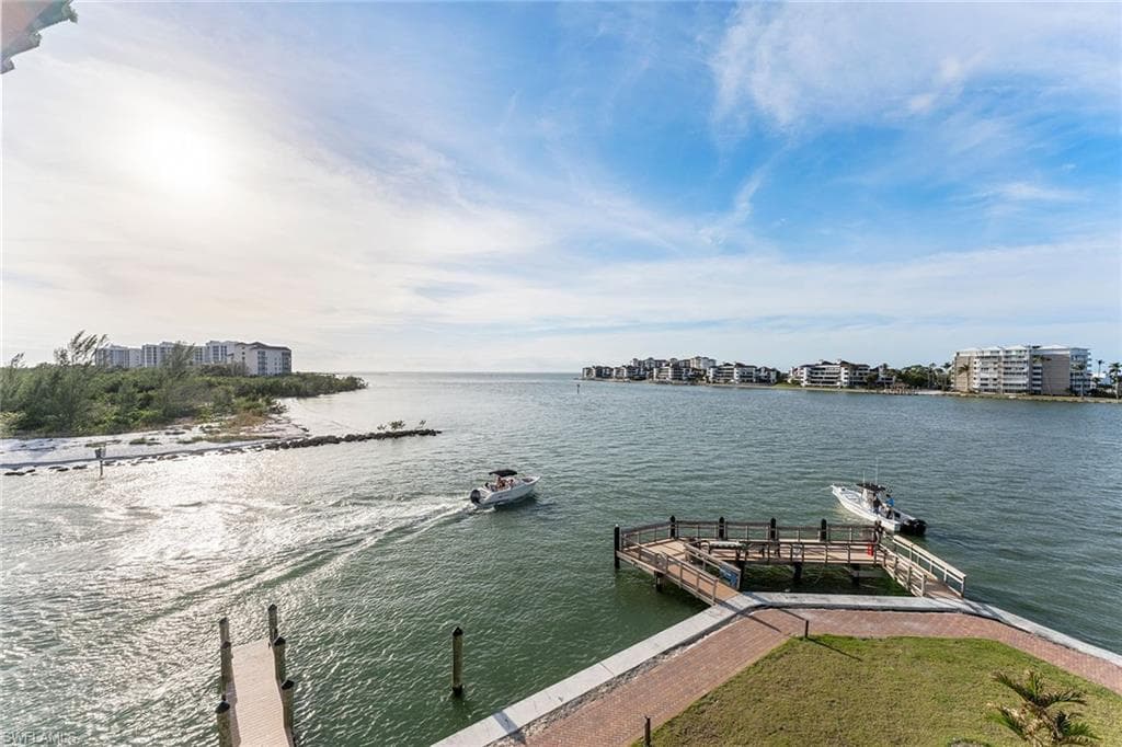 1204 Edington PL C402 MARCO ISLAND, FL 34145
