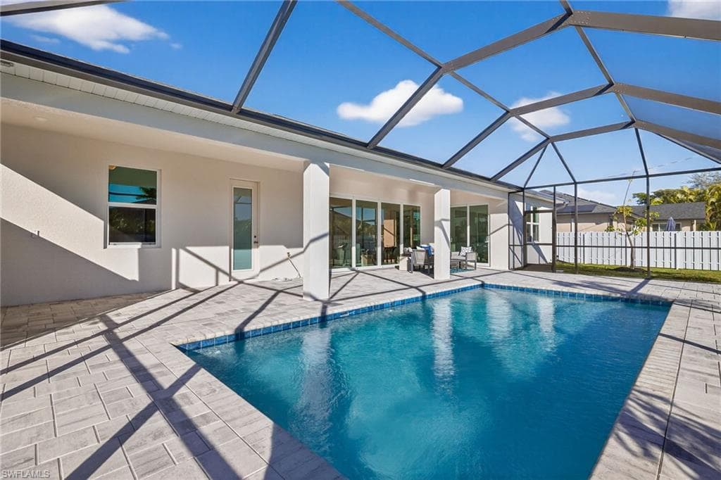 3015 SW 10th AVE CAPE CORAL, FL 33914