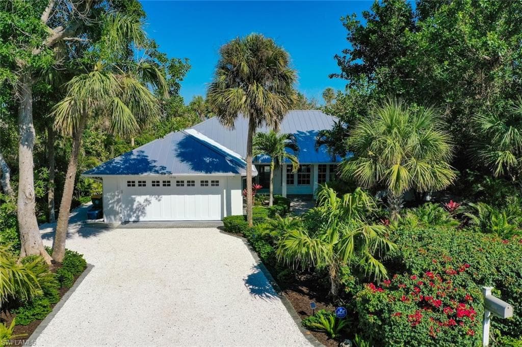 1970 Wild Lime DR SANIBEL, FL 33957