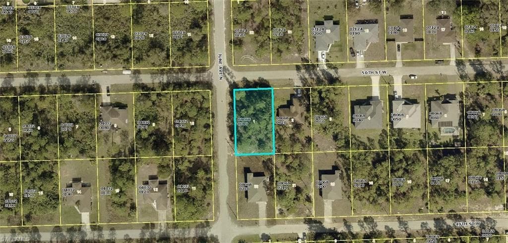 2821 50th ST W LEHIGH ACRES, FL 33971