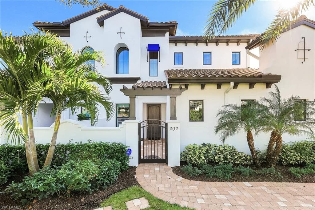 16320 Corsica WAY 202 NAPLES, FL 34110