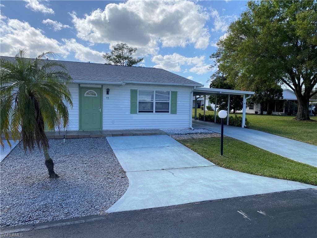 12 Desert Candle CIR LEHIGH ACRES, FL 33936
