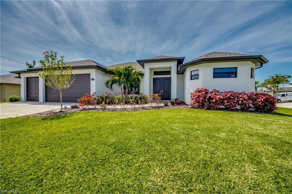 1156 SW 39th TER CAPE CORAL, FL 33914