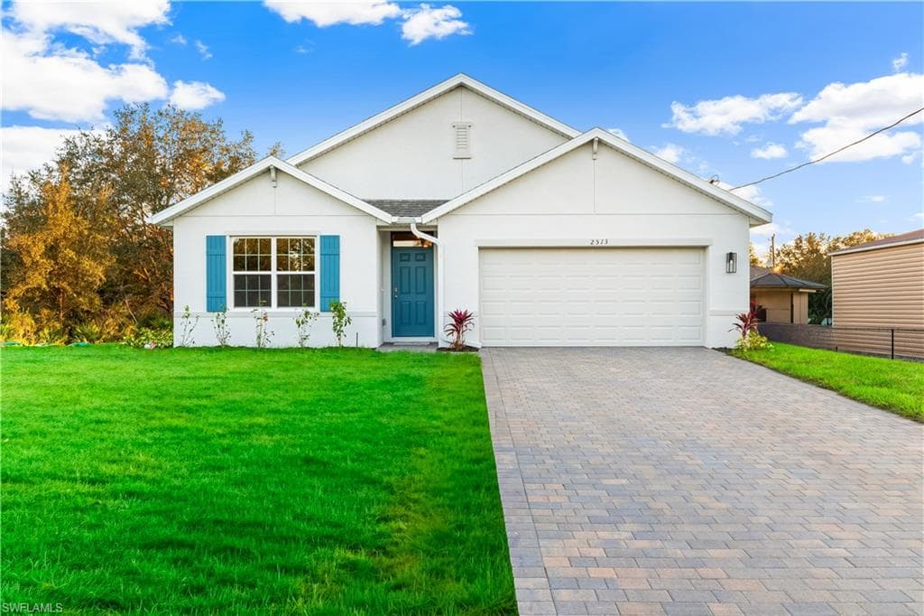 2905 62nd ST W LEHIGH ACRES, FL 33971