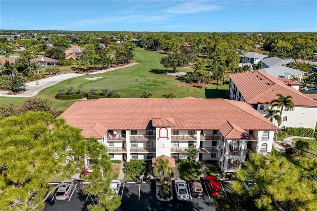 601 Augusta BLVD 601-4 NAPLES, FL 34113