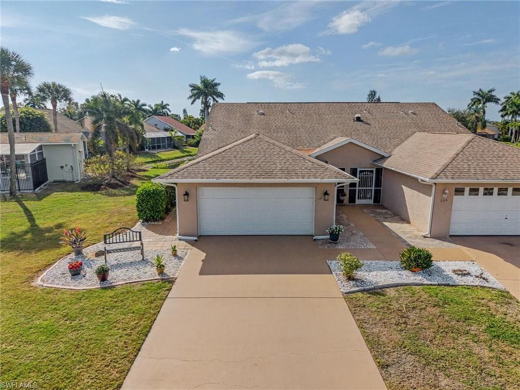 110 Tanglewood CT 131-0 NAPLES, FL 34113