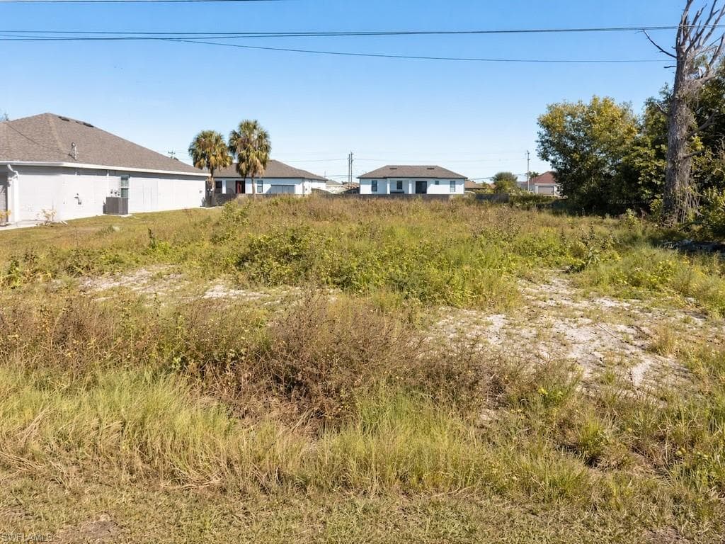 2625 SW Embers TER CAPE CORAL, FL 33991