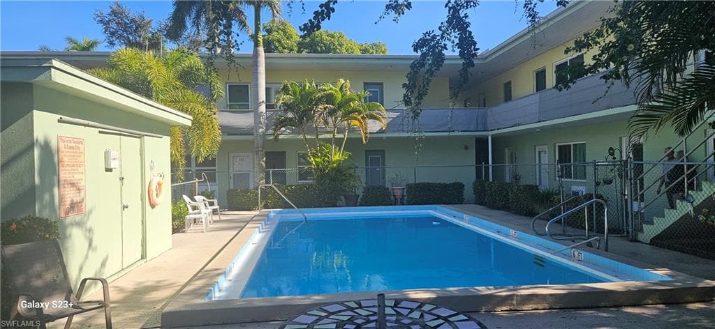 2544 1st ST 202 FORT MYERS, FL 33901
