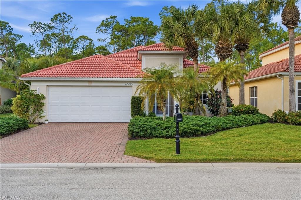 6505 Waverly Green WAY NAPLES, FL 34110