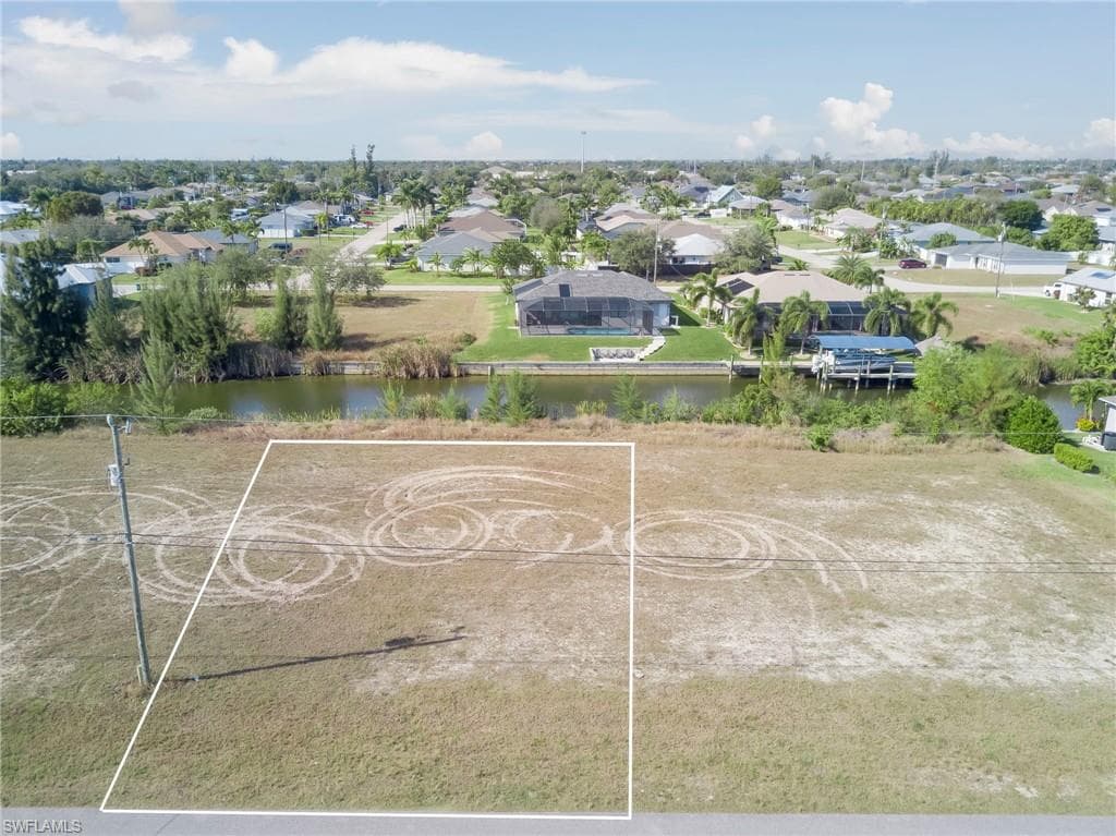 1712 SW 17th AVE CAPE CORAL, FL 33991