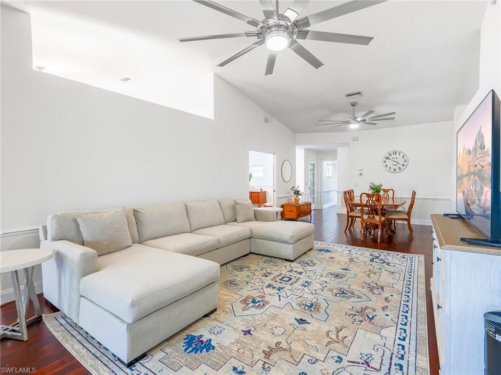 5908 Three Iron DR 2204 NAPLES, FL 34110