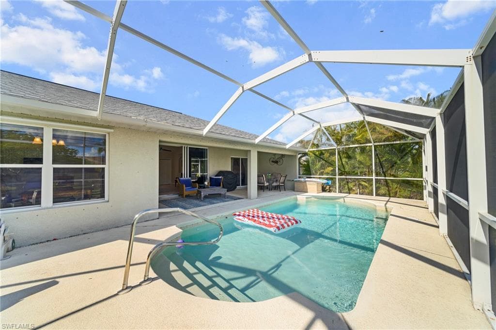 2517 SW 11th CT CAPE CORAL, FL 33914