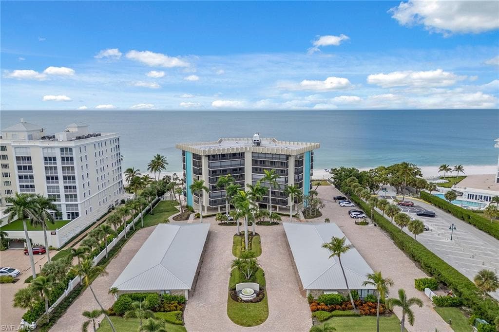 3399 Gulf Shore BLVD N 303 NAPLES, FL 34103