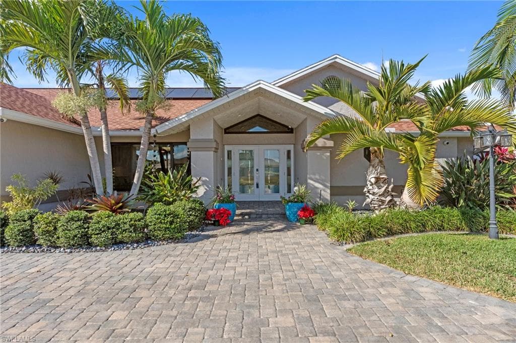 1222 4th CT CAPE CORAL, FL 33991
