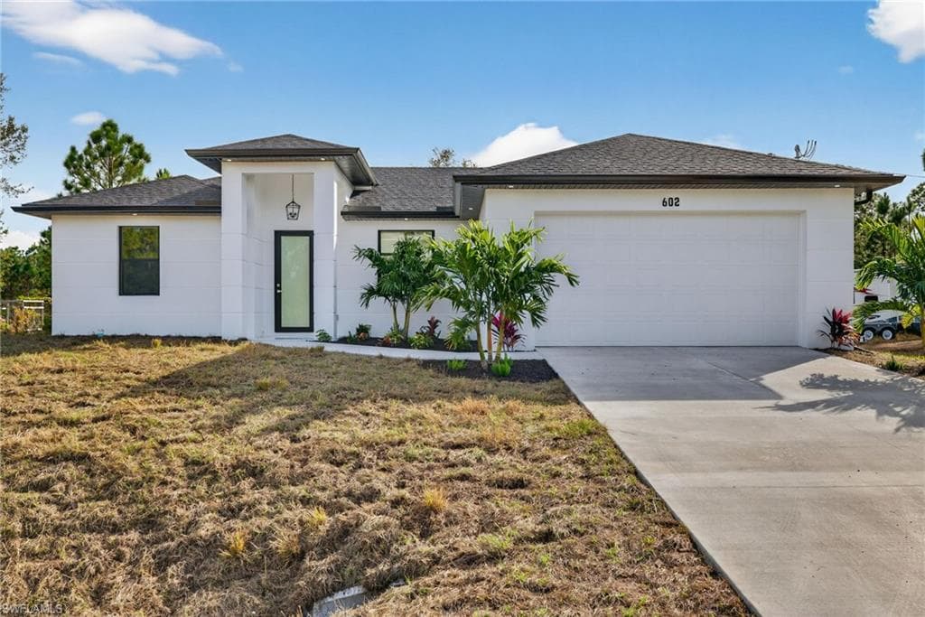 602 E 9th ST LEHIGH ACRES, FL 33972