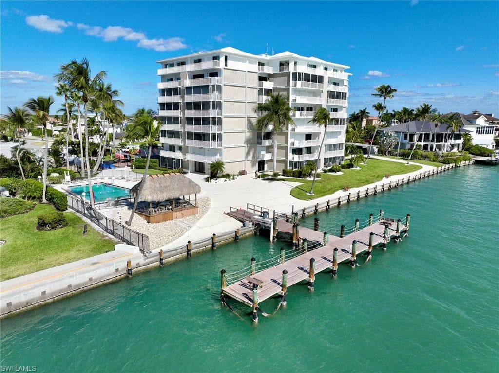 60 Pelican ST W 505 NAPLES, FL 34113