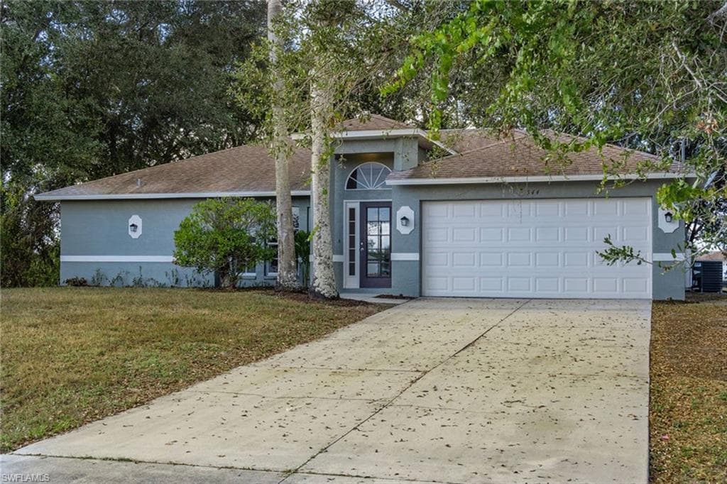 544 Pachman CIR LEHIGH ACRES, FL 33974