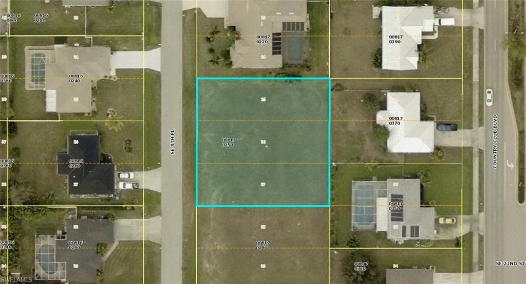 2139 SE 8th PL CAPE CORAL, FL 33990