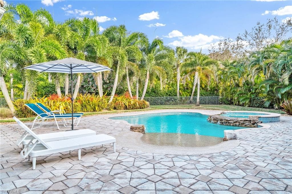 13588 Mandarin CIR NAPLES, FL 34109