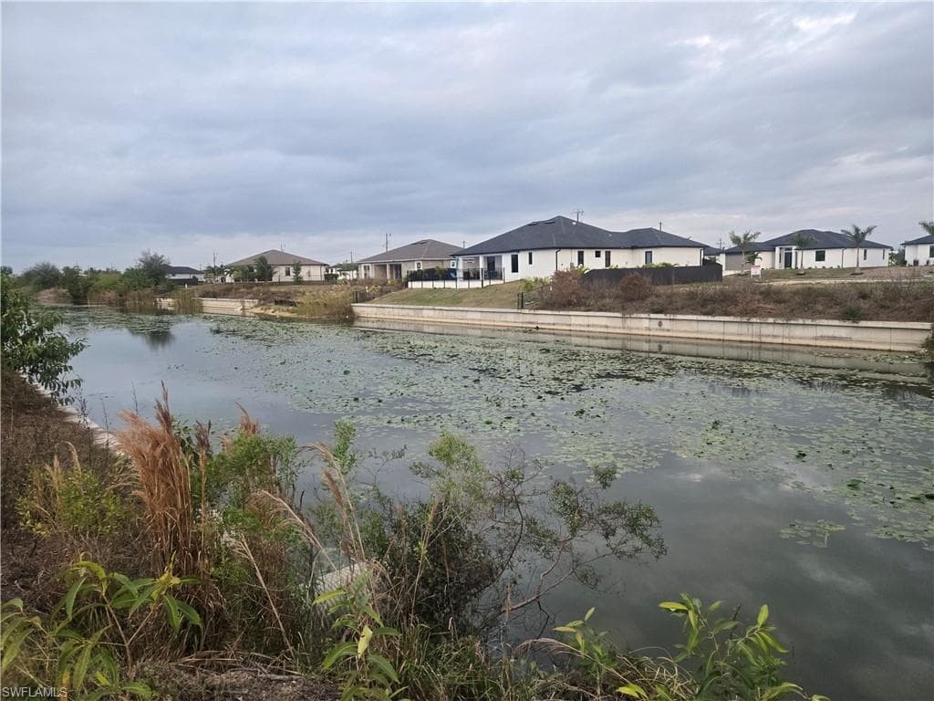 401 NE 15th ST CAPE CORAL, FL 33909