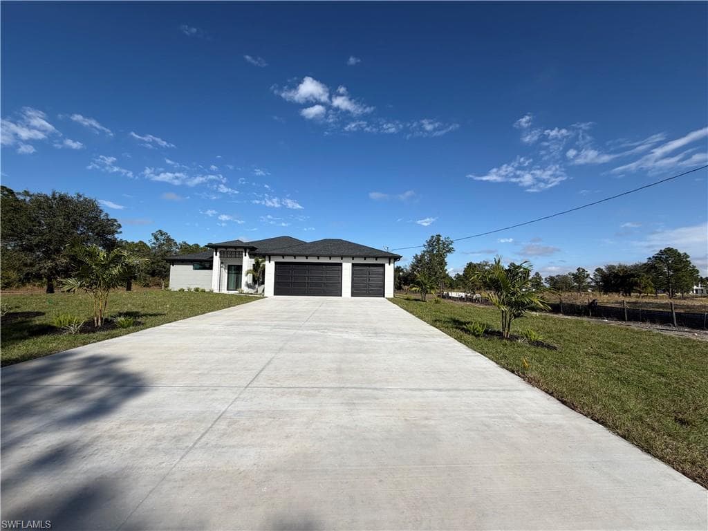 7968 3rd TER LABELLE, FL 33935