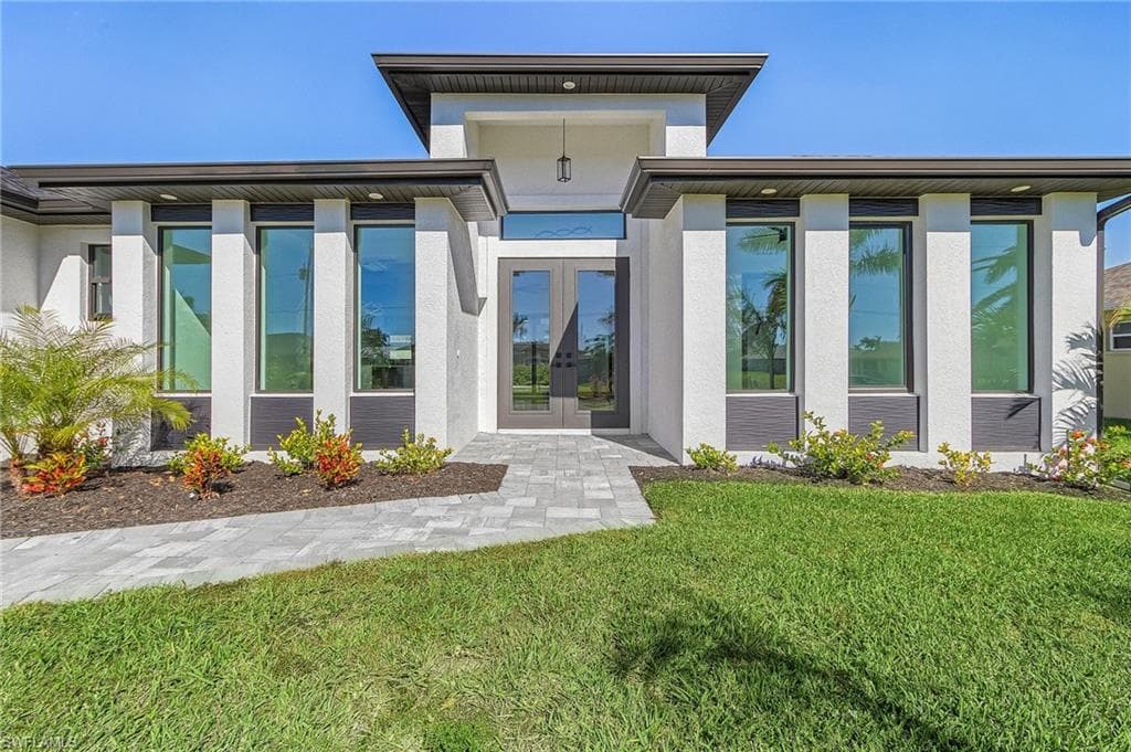 2123 SW 52nd TER CAPE CORAL, FL 33914